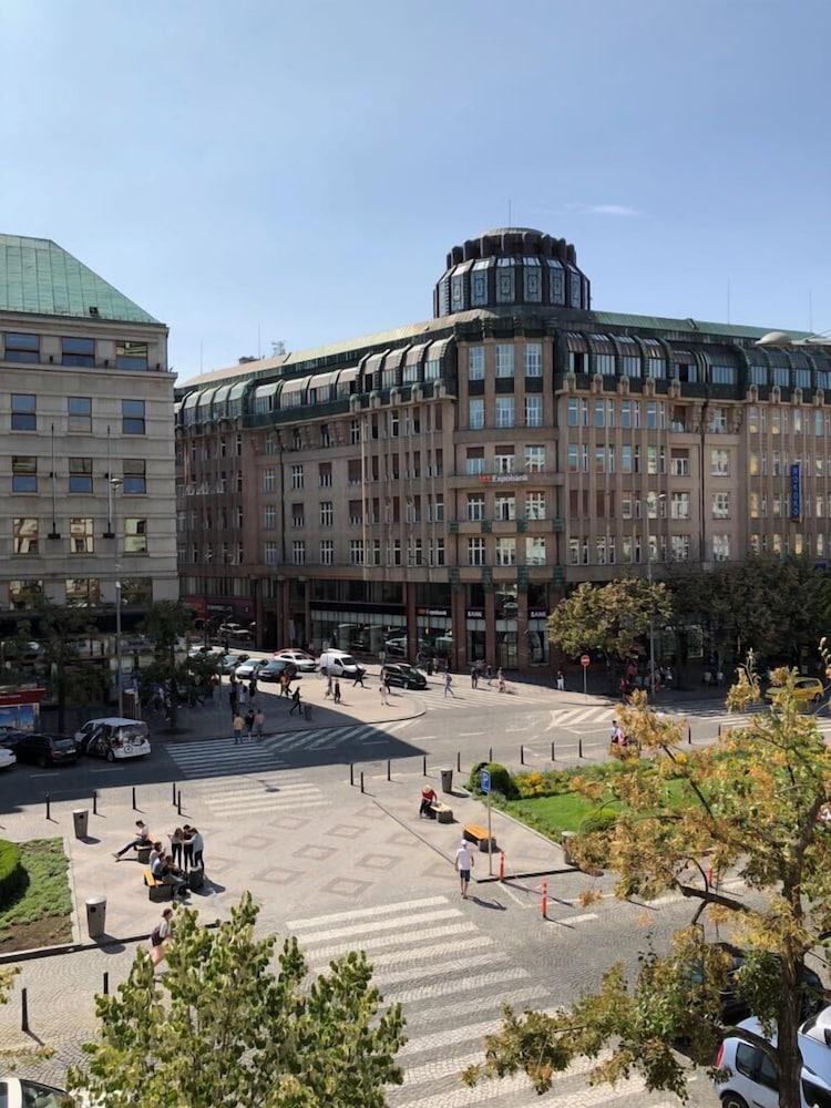 Apartments 39 Wenceslas Square Prag Dış mekan fotoğraf